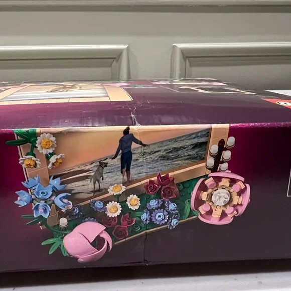NIB Lego Botanicals Floral Picture Frame GWP - Picture 7 of 9